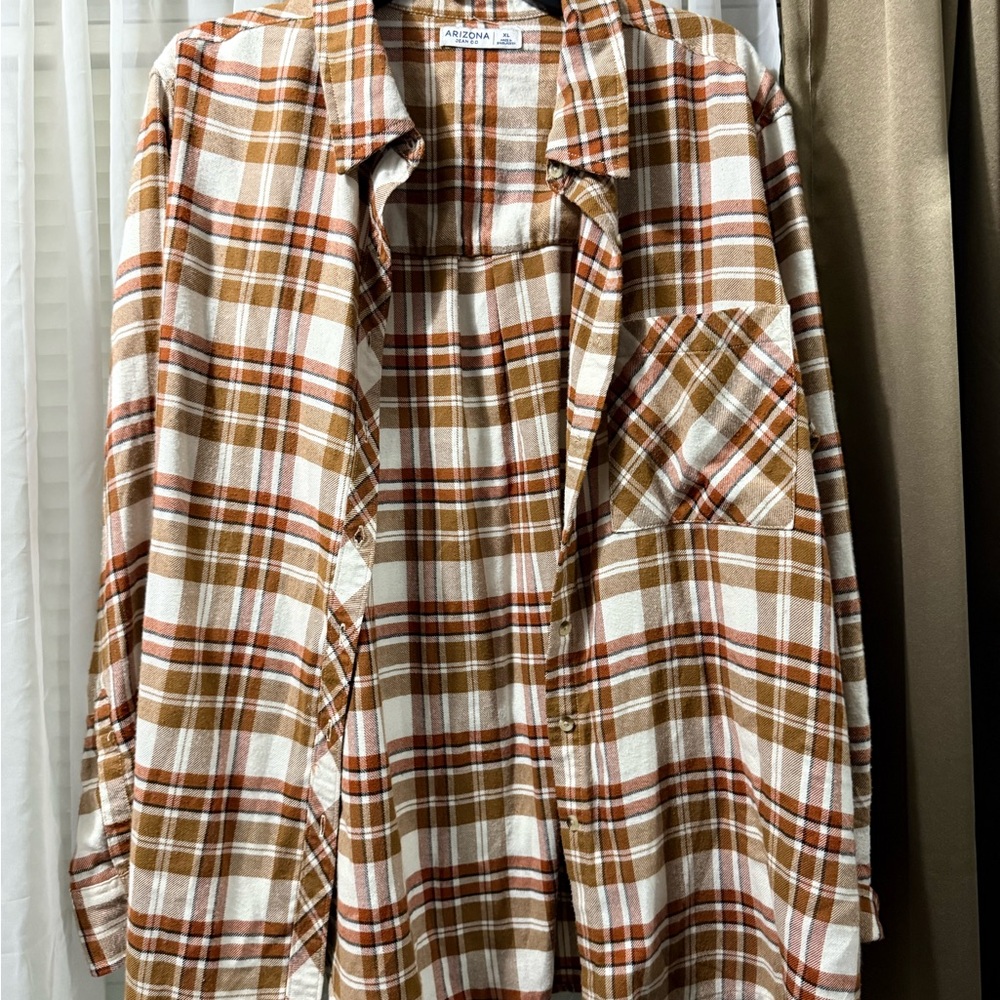 Arizona Jean co Casual Button Down Shirt Brown and White Plaid